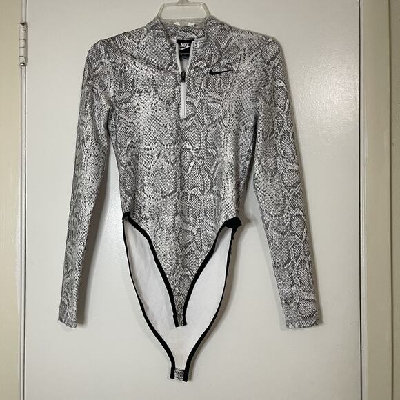 NIKE white python long sleeve bodysuit half zip size small - Picture 3 of 8